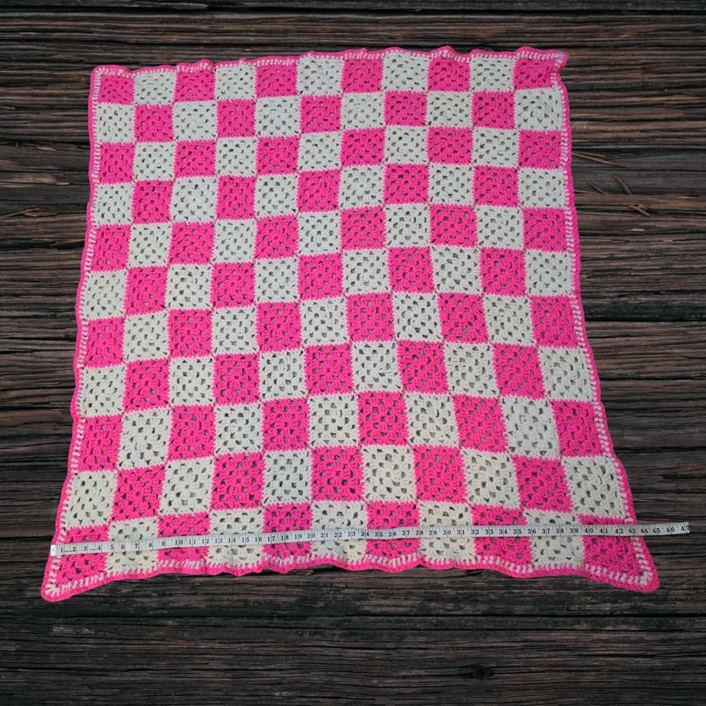 Handmade Crochet Granny Square Pink White Blanket‎ Throw